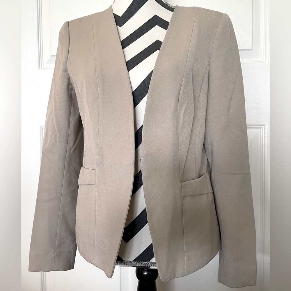 H&M Open Blazer